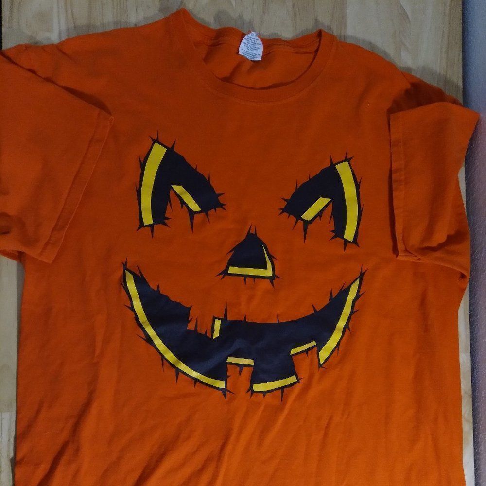 Happy Halloween Big Pumpkin Face Jack-O-Lantern T-Shirt
